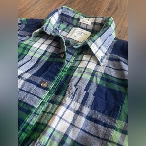 Abercrombie inch amp; Fitch green inch amp; blue plaid button up mcle long